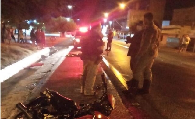 Dois acidentes automobilísticos em Pombal deixam um homem morto e outro ferido na madrugada de Natal