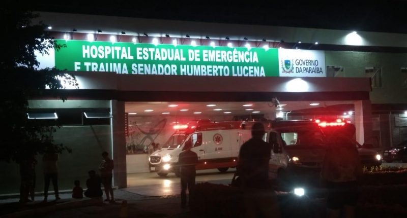 Motorista de 31 anos sai ileso de colisão entre dois caminhões na BR-101, sentido JP para Recife