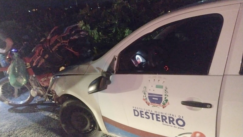 Vídeo: Acidente com vítima fatal é registrado na noites desta terça entre Desterro e Teixeira