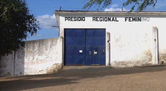 Mãe e padrasto são presos suspeitos de estuprar crianças de 6 e 12 anos na Paraíba
