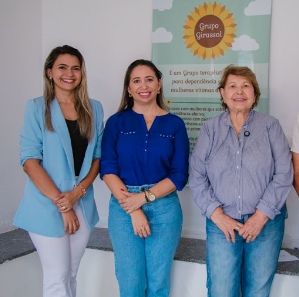 Em comemoração ao aniversário do CRAM, deputada destina recursos para melhoria na estruturação do local