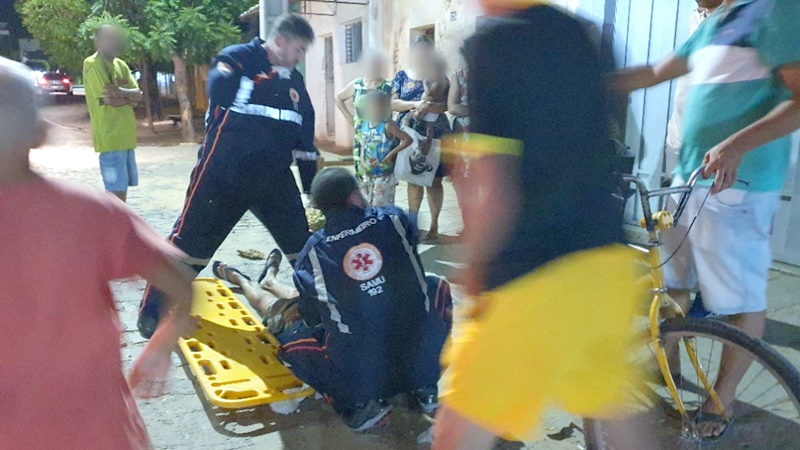 Colisão entre Moto e Bicicleta deixa uma pessoa ferida no São Sebastião em Patos