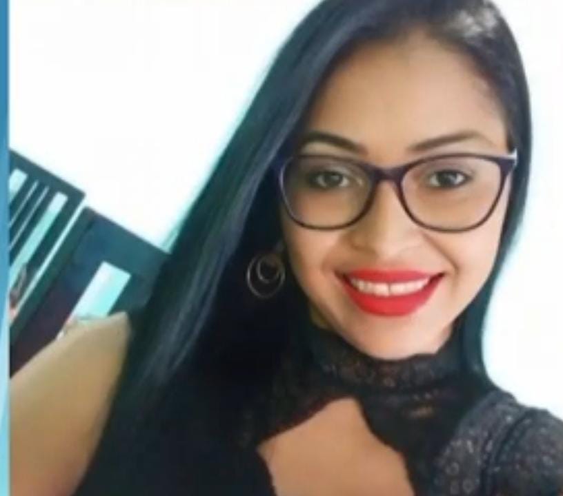 Jovem morre após ser atropelada por carro que seguia na contramão, na Paraíba