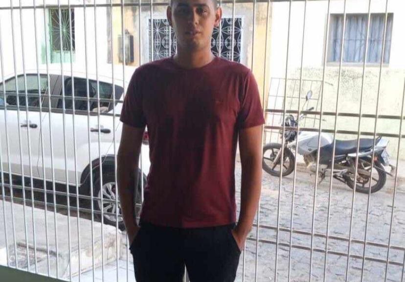 Jovem de 22 anos é assassinado a tiros em Itaporanga
