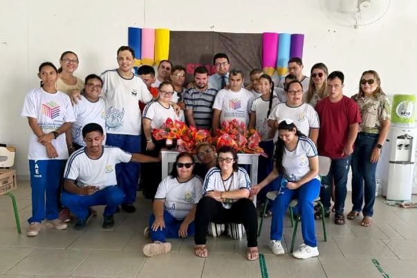 Ação social: Sindicato dos Bancários de Patos e Região distribui ovos de Páscoa na APAE