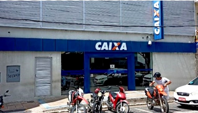 Bandidos aproveitam ausência de segurança e pouco movimento para praticar crime nas agências de Patos