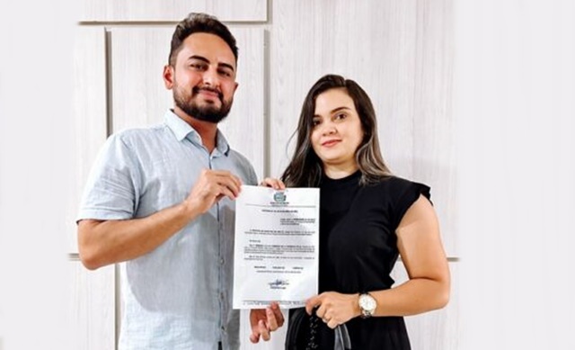 Prefeito de Malta nomeia Vanessa Félix como secretária de Assistência Social