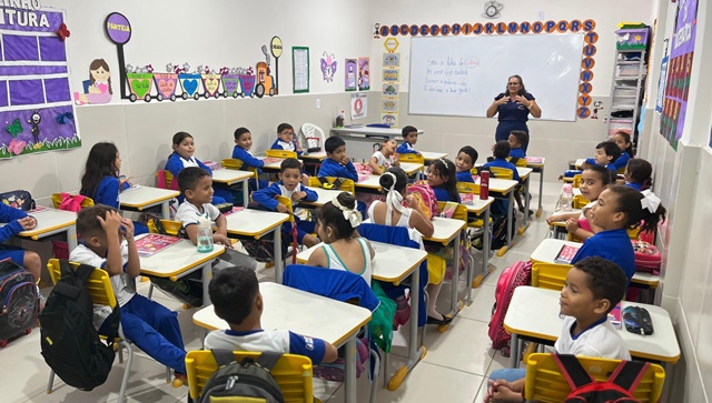 Escola Municipal Humberto Lucena ganha nova sala de aula, espaço para leitura e cobertura