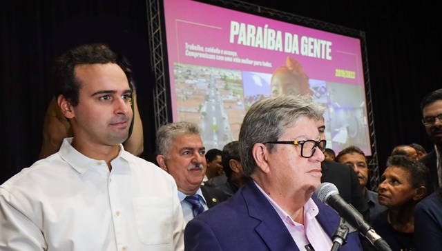 João Azevêdo apresenta avanços da gestão e anuncia construção do Hospital de Clínicas e Traumatologia do Sertão em Patos e outras novas obras e ações para o segundo mandato