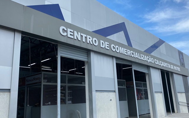 Prefeitura de Patos promove campanha “Volta às Aulas é no Shopping do Calçado”