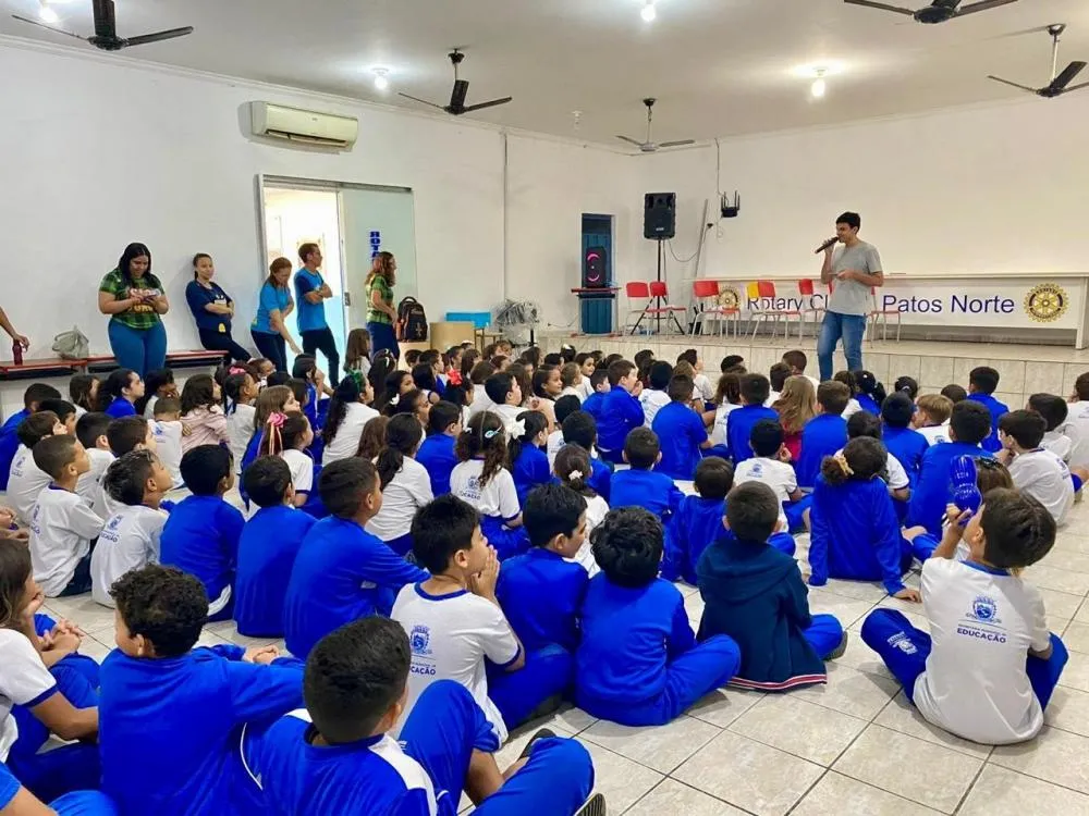 Saúde na Escola: UBS Manoel Pereira e residência APS abordam nova Lei do Bullying na Escola Rotary Norte Patos