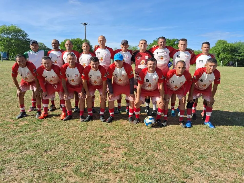 ESTRELA VERMELHA FUTEBOL CLUBE supera seu arquirrival e vence por 2 x 1 o MARIA PAZ PALMEIRAS VETERANO FUTEBOL CLUBE, avançando para a 2ª Fase, Semifinal 