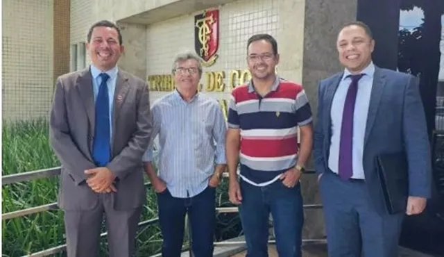 Prefeito Cirino e equipe comemoram aprovação de contas pelo TCE-PB por unanimidade 