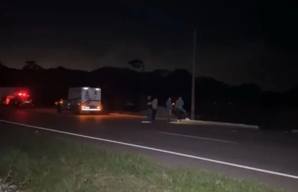 Ciclista morre atropelado por carro na BR-230 na noite dessa quarta-feira (12) em João Pessoa.