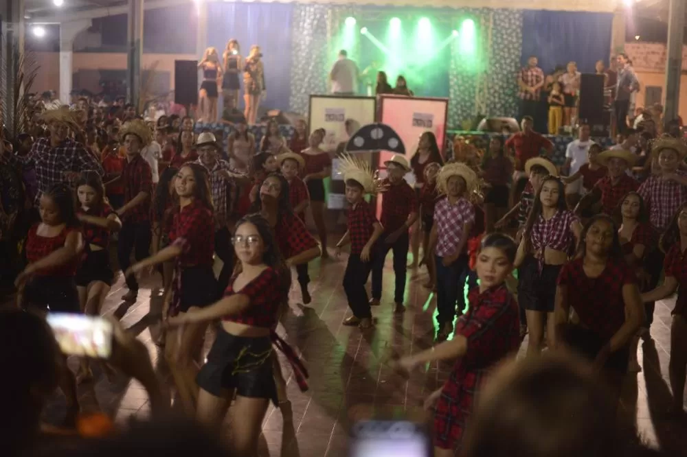 Com o Cirandeiro Clube lotado, Forró de Nóis Tudim tem mais uma edição de Sucesso