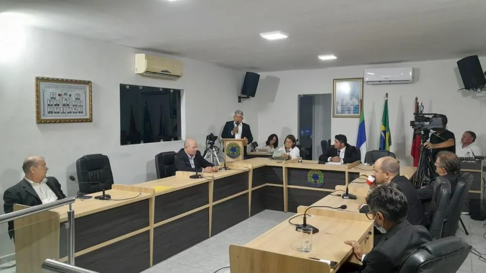 Câmara de São José de Espinharas em sessão extraordinária aprova Projeto de Lei do Executivo para construção de 40 unidades habitacionais, em parceria com a CEHAP 