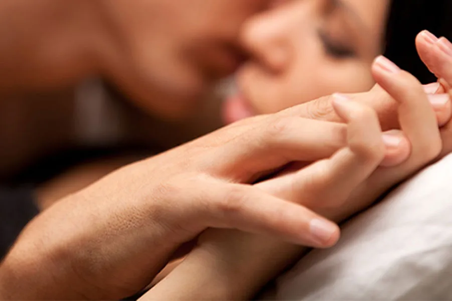 Mulher que ameaçava publicar relações com homens casados é presa, em João Pessoa