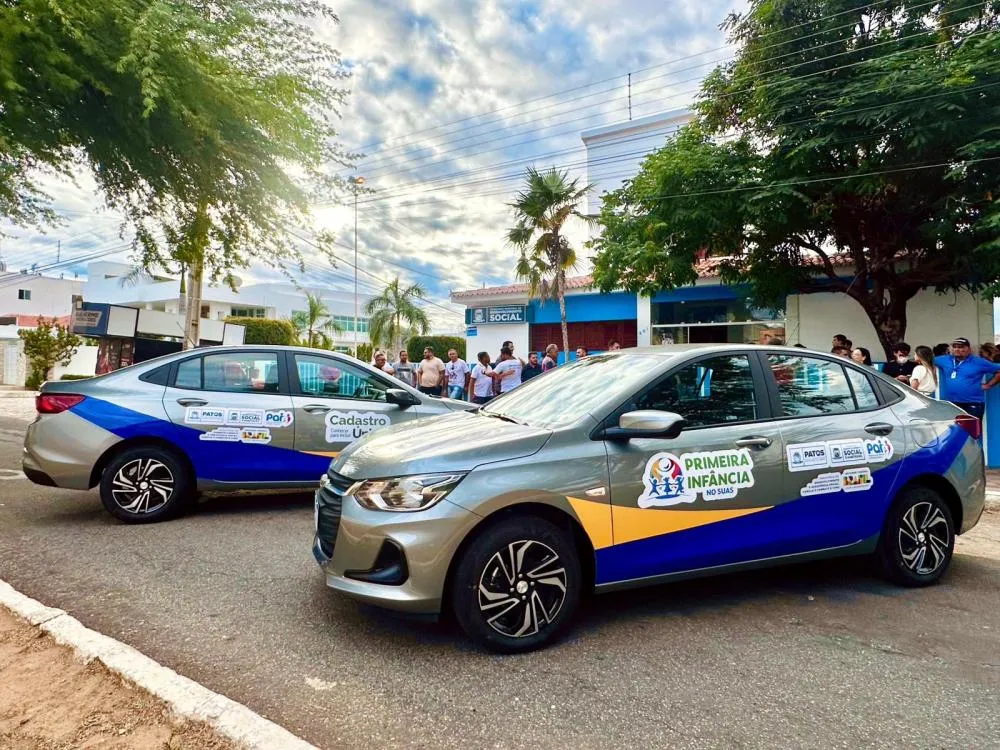 Prefeitura de Patos Entrega Veículos 0km e Fortalece Atuação da Proteção Básica no Município
