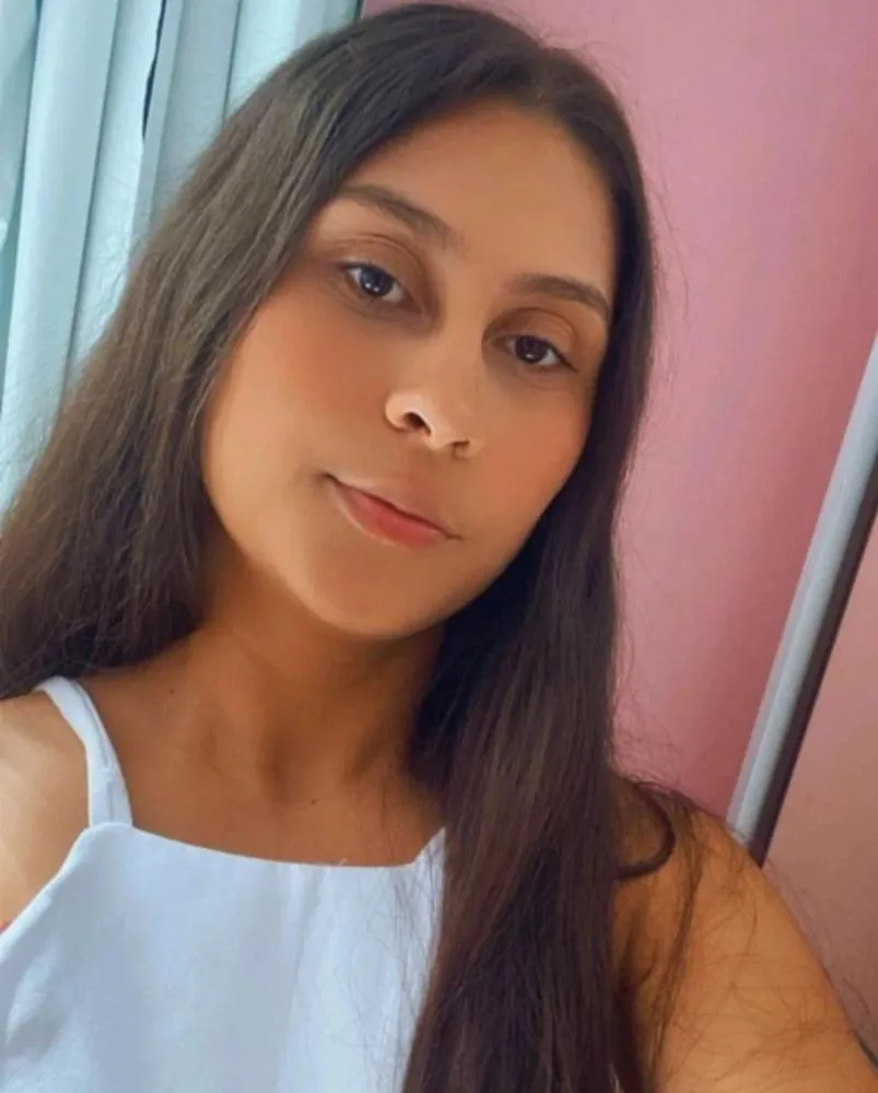 Jovem de 19 anos morre presa às ferragens em acidente entre carros e caminhão, na Paraíba
