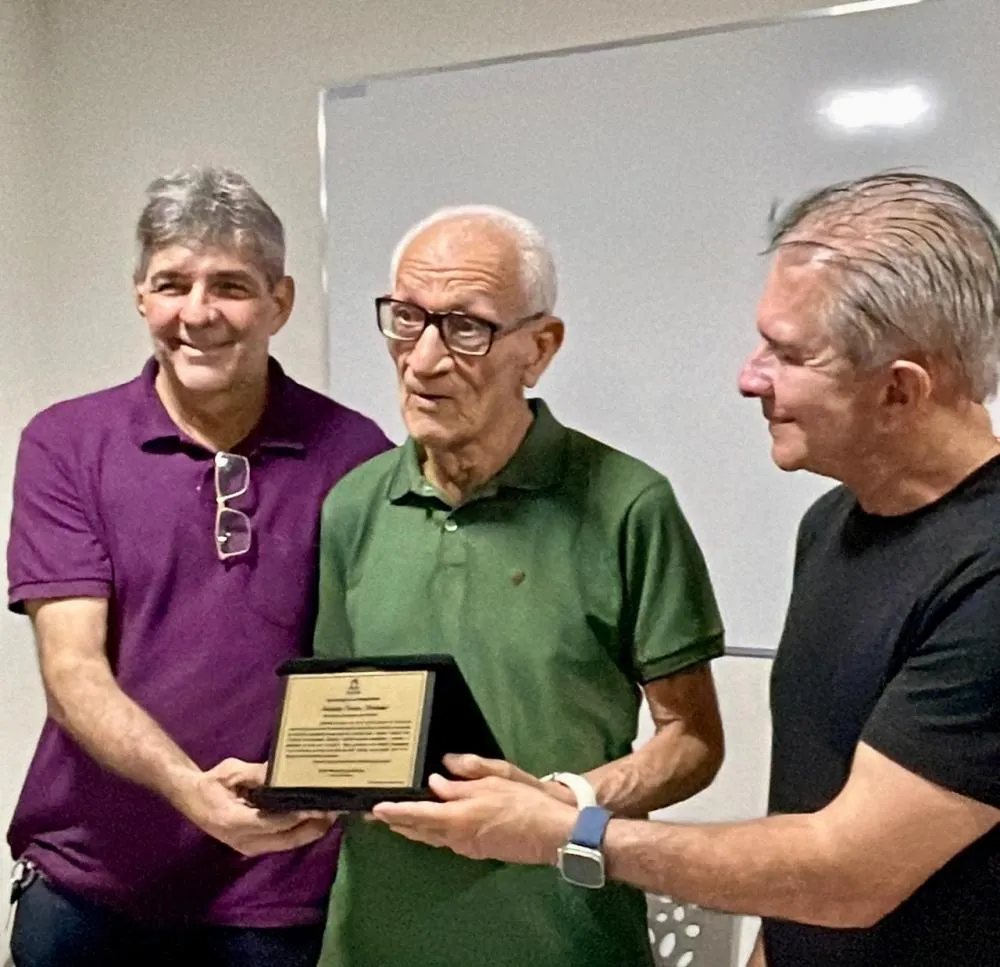 Estádio de Futebol José Cavalcanti homenageia Sebastião Firmino (Bastinho), com nova sala de reunião