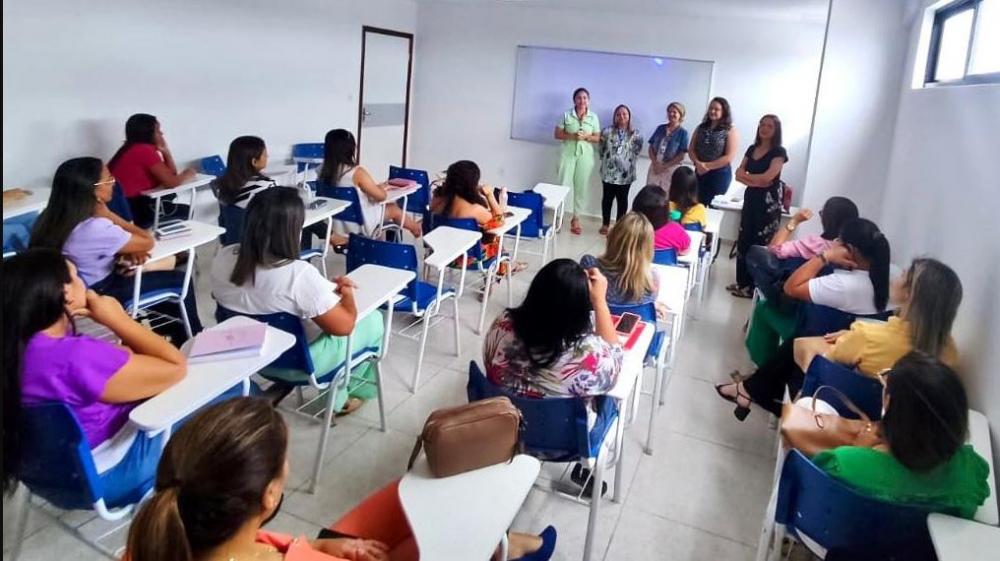 Atenção Especializada de Patos e UNIFIP promovem curso de qualificação para assistentes sociais e profissionais da saúde
