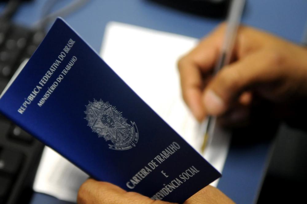 Mais de 400 vagas de emprego são disponibilizadas em oito municípios paraibanos