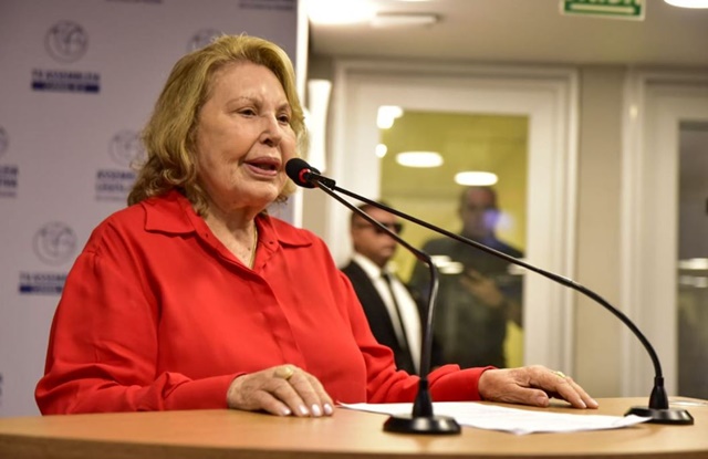 Francisca Motta solicita conclusão de obras no Parque Religioso Cruz da Menina