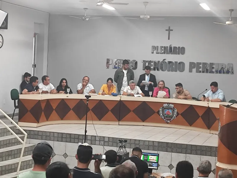 Câmara de Mulungu cassa mandato do prefeito; vice assume cargo