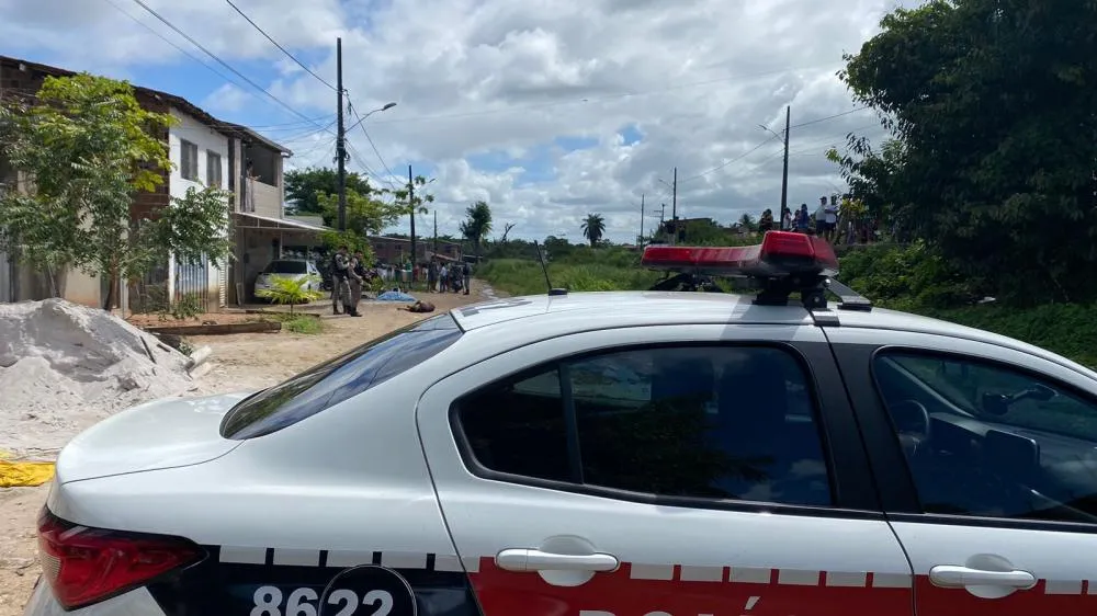 Homem é perseguido e morto a tiros após sair do trabalho para almoçar, em João Pessoa