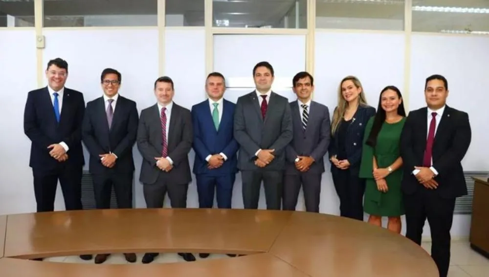 Dr. Leidimar Bezerra e mais 7 promotores de Justiça são empossados na 3ª entrância