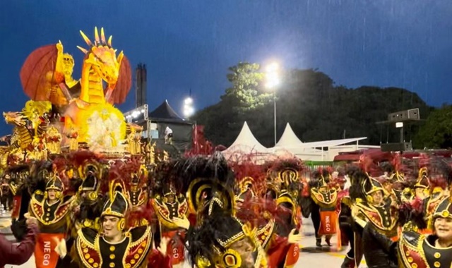 Dragões da Real exalta cultura e belezas naturais de João Pessoa no desfile das Escolas de Samba de São Paulo