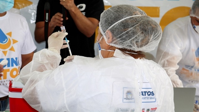 Paraíba se aproxima das 4 milhões de doses de vacina contra Covid-19 aplicadas, mas apenas 32% das pessoas completaram o ciclo