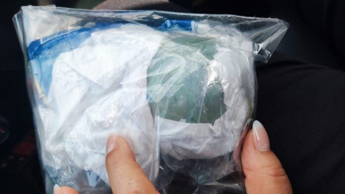 Mulher é presa tentando entrar com droga na Cadeia de Itaporanga