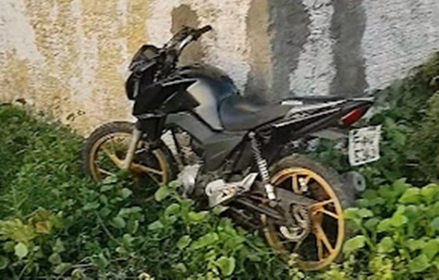 Polícia Civil recupera moto, no alto sertão, que foi furtada no carnaval