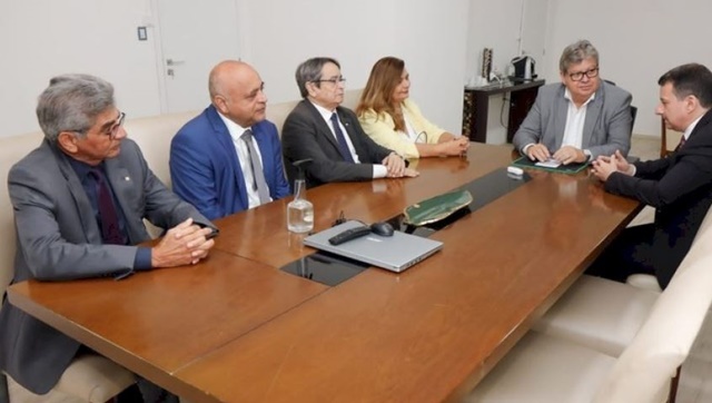 Governador recebe visita de cortesia de membros do Ministério Público e reforça relação harmoniosa entre os Poderes