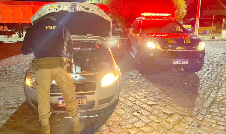 Veículo clonado é recuperado pela PRF em Santa Luzia/PB