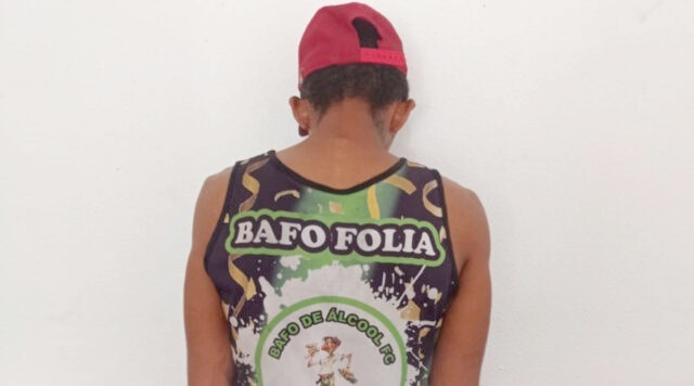 Polícia Militar prende homem por corrupção de menor e furto em Patos