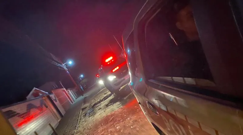 Garçom é morto a tiros por homens encapuzados em bar de Lucena
