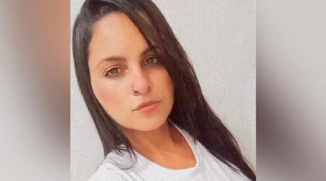 Mulher morre e amiga fica gravemente ferida em acidente envolvendo ônibus e moto