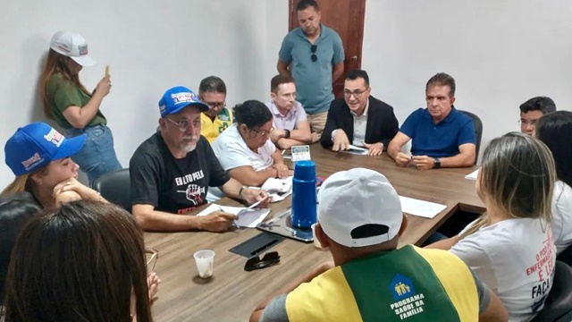 Prefeito Nabor recebe sindicato e representações da enfermagem e apresenta contraproposta para Projeto de Lei - ouça