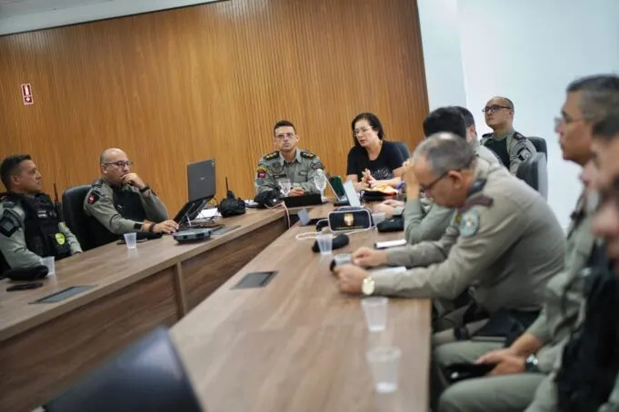 Polícia Militar promove reunião conjunta com a Delegacia da Mulher em Patos para tratar da nova lei do pacote antifeminicídio