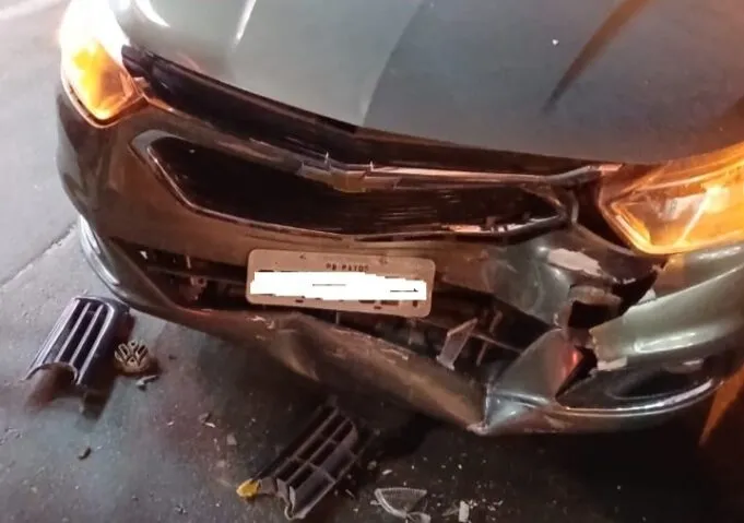 Pastor John Philip e sua esposa, Betinha, são vítimas de acidente em Teixeira; casal passa bem