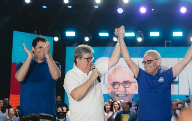 João parabeniza Cícero por vitória: “Vamos continuar trabalhando juntos”