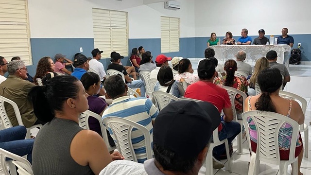 Prefeitura de Patos realiza reunião de alinhamento com agricultores cadastrados do Programa Alimenta Brasil - OUÇA