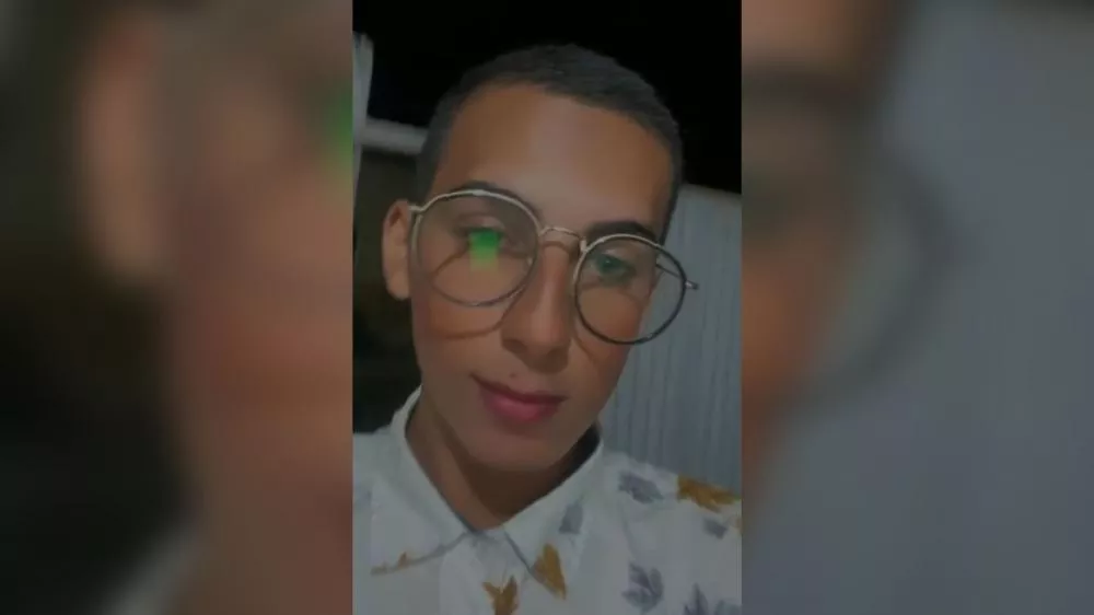 Jovem ferido em ataque que vitimou criança em Patos apresenta melhora e poderá receber alta em breve