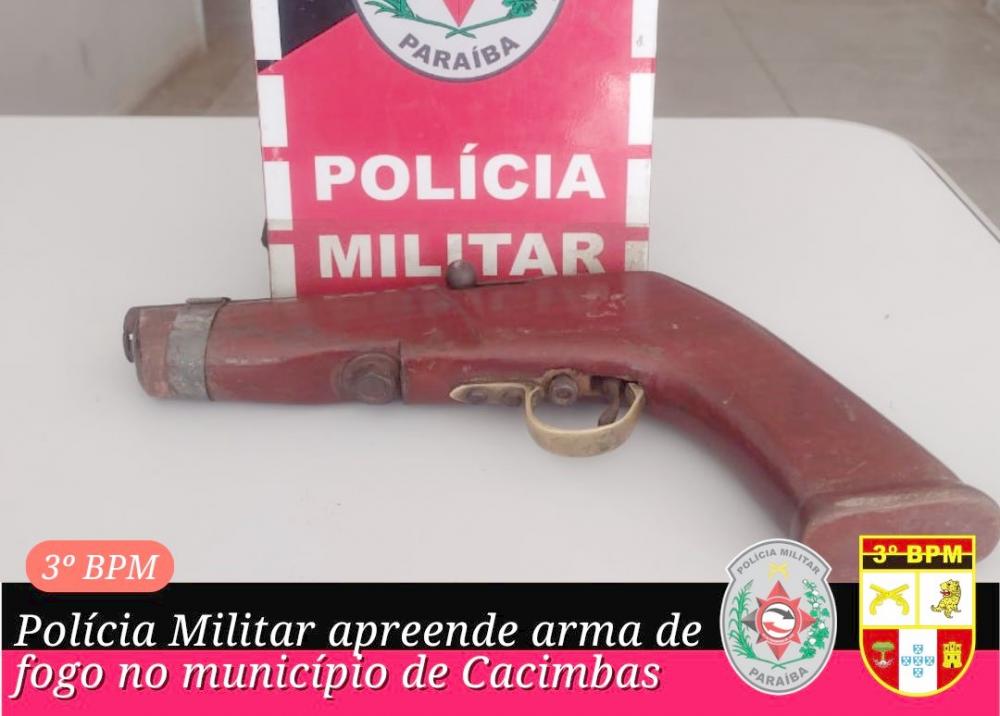 POLÍCIA MILITAR APREENDE ARMA DE FOGO NO MUNICÍPIO DE CACIMBAS PB