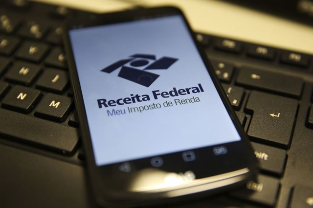 Proposta do governo deve incluir até 1,3 milhão de pessoas na faixa de isenção em 2024
