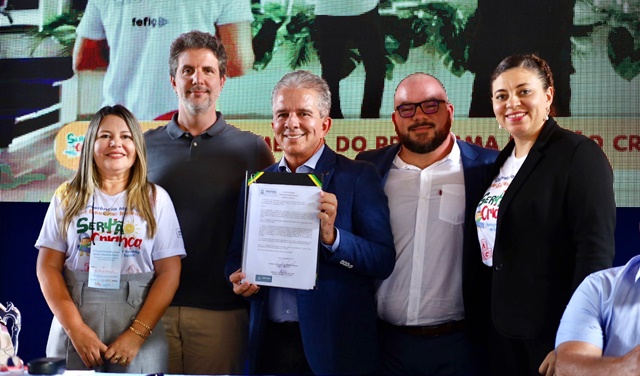 I Conferência Municipal da Educação Infantil de Patos lança programa SerTão Criança com presença de representante do MEC