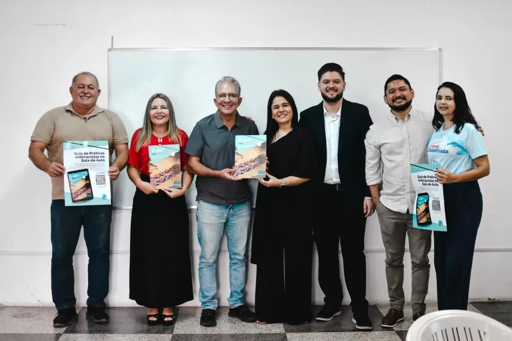 Prefeito de Patos destaca avanços na educação municipal após reunião com equipe do “Educar pra Valer“