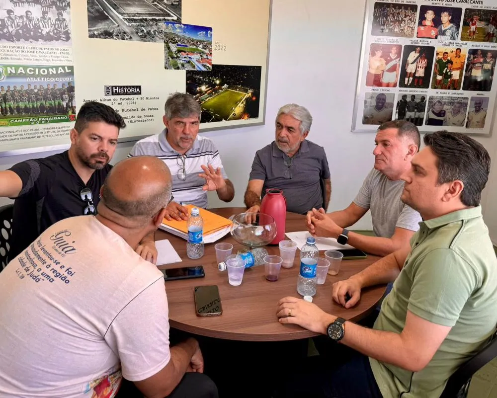 Prefeitura de Patos reforça apoio aos clubes locais para o Campeonato Paraibano 2025